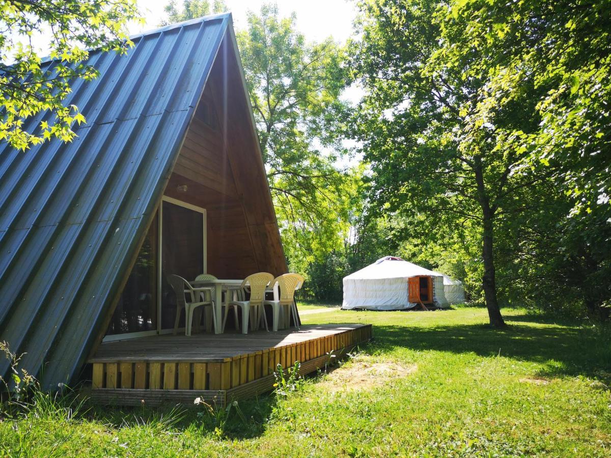 Camping Domaine de Mepillat Saint-Nizier-le-Bouchoux Esterno foto